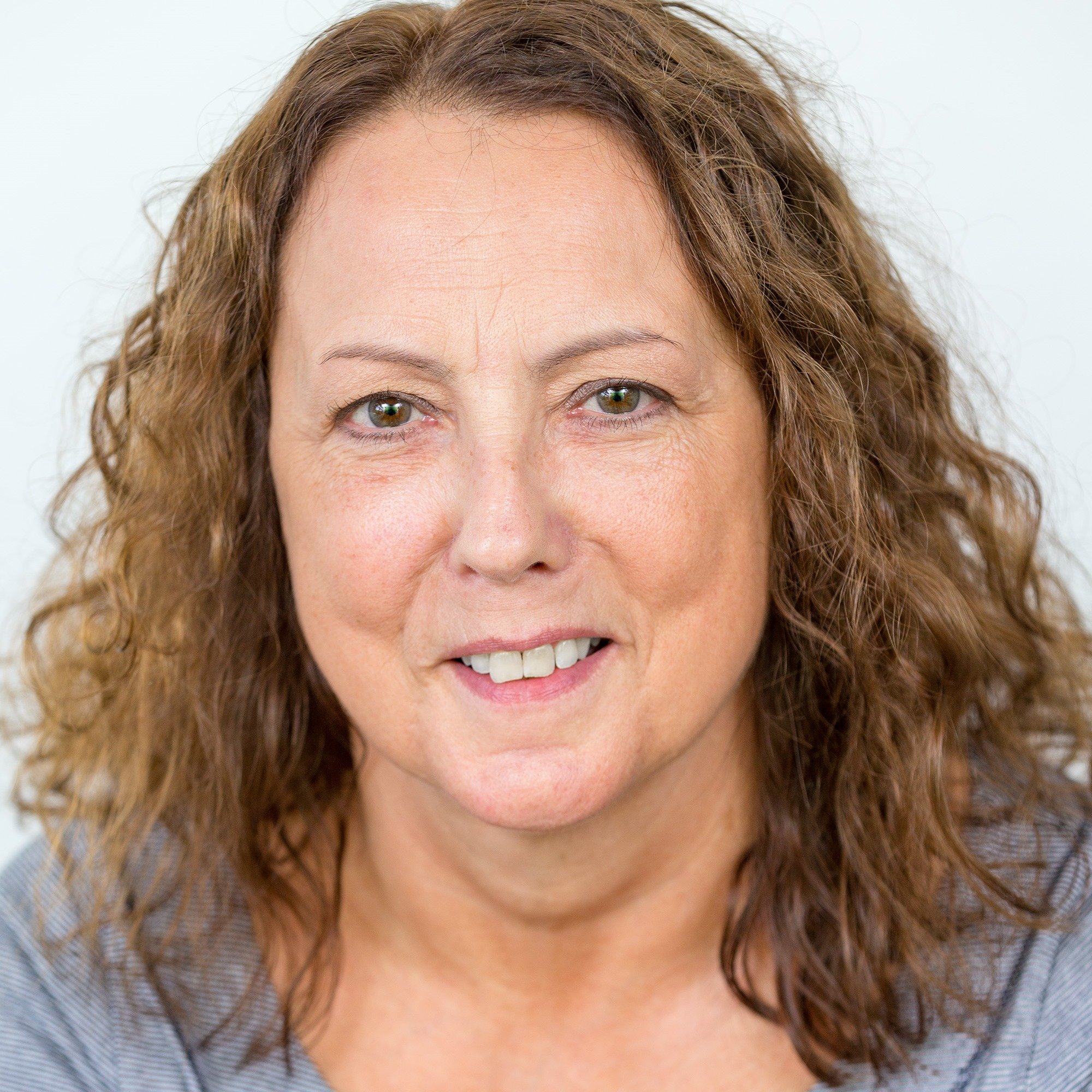Angela Jones Digital Inclusion Advisor (Blaenau Gwent & Torfaen)